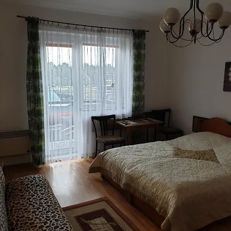 Renesans Guest house *