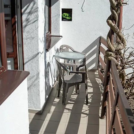 Renesans Guest house